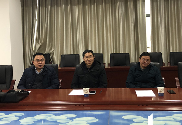 安徽工業大學鄭詩程教授一行來六安電機廠進行技術指導。